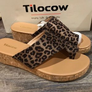 Tilocow Wedge Sandals Leopard Print 6. New